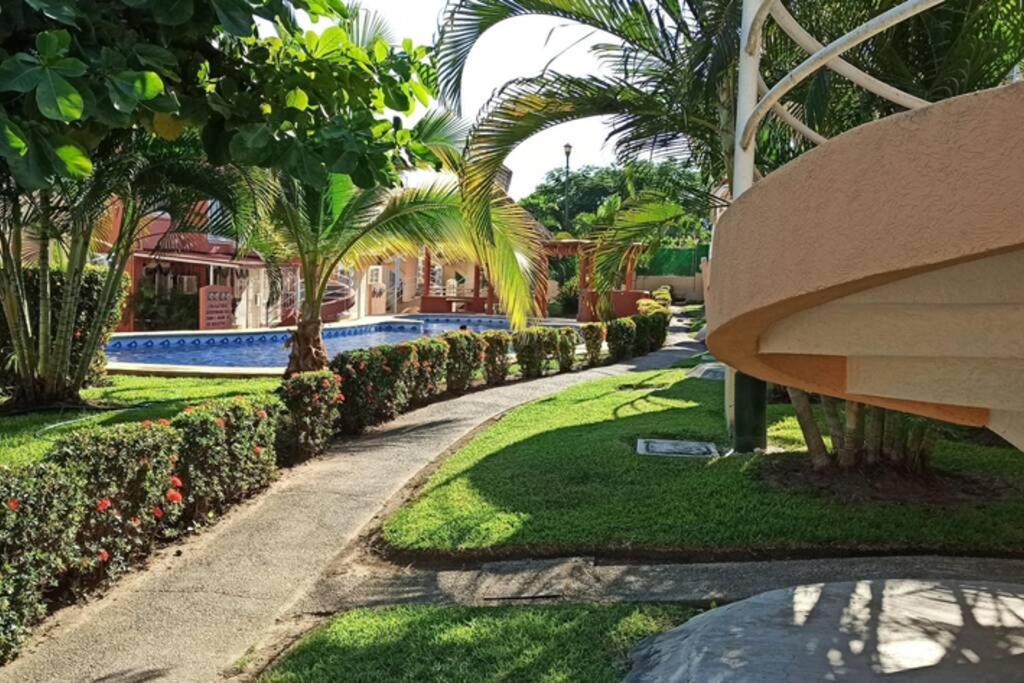 Ixtapa Al Mejor Precio, "Casa Las Conchas" Zihuatanejo Kültér fotó
